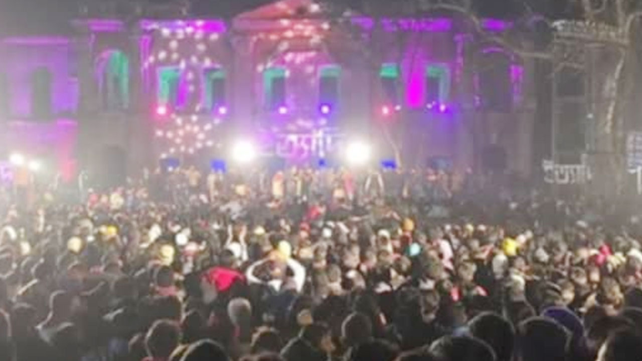 ঠাকুরগাঁওয়ে ‘ইত্যাদি’ অনুষ্ঠানে ভাঙচুর-মারামারি, অনুষ্ঠান স্থগিত